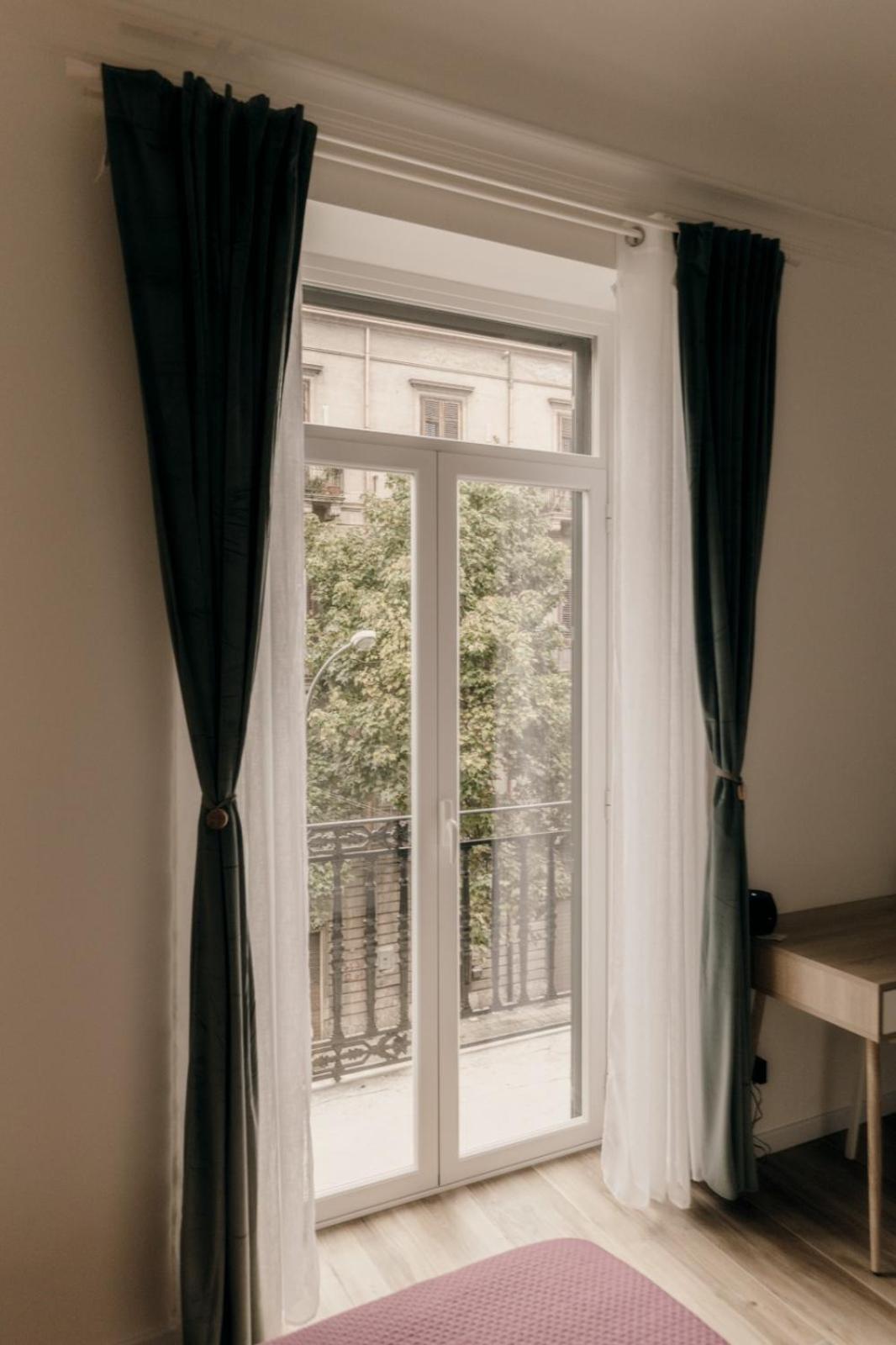Sofia'S Central Apartment Палермо Екстериор снимка