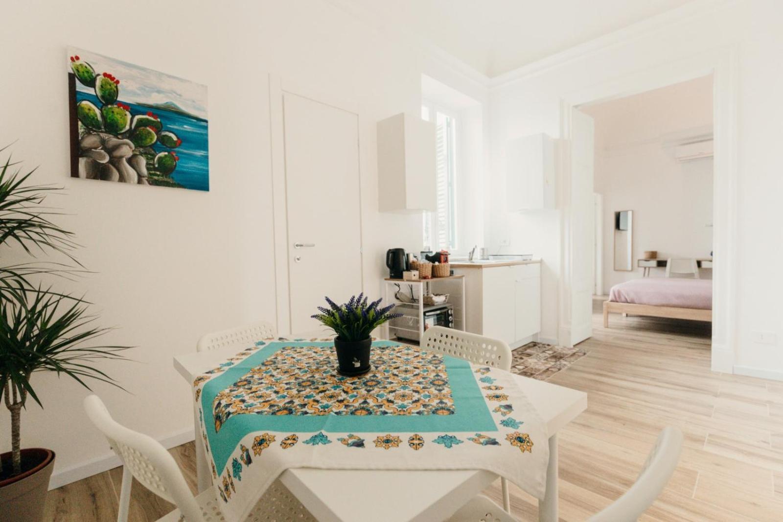 Sofia'S Central Apartment Палермо Екстериор снимка